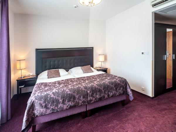 EA Embassy Prague Hotel : photo 1 de la chambre chambre double ou lits jumeaux