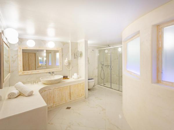 Rhodos Horizon City-Adults Only : photo 5 de la chambre suite