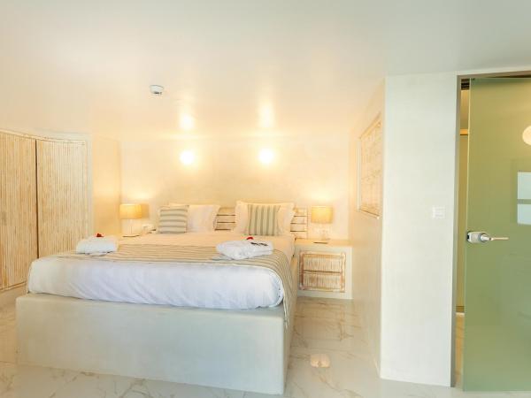 Rhodos Horizon City-Adults Only : photo 3 de la chambre suite avec balcon