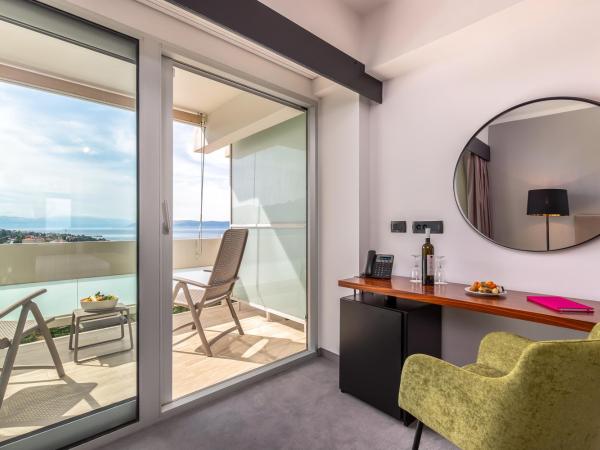 Hotel Omorika : photo 9 de la chambre chambre lits jumeaux avec lit d’appoint - 301