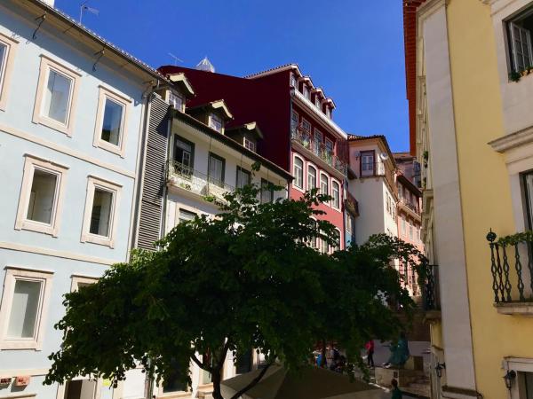 Change The World Hostels - Coimbra - Almedina : photo 10 de la chambre lit dans dortoir mixte de 4 lits