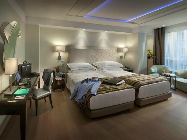 Hotel Cavour : photo 1 de la chambre chambre double ou lits jumeaux exécutive