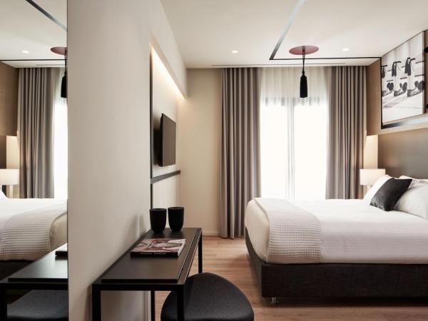 Urban Frame Plaka : photo 2 de la chambre chambre double avec vue sur la ville