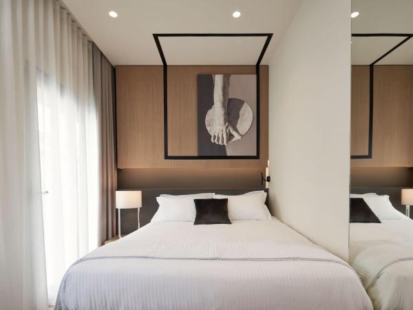 Urban Frame Plaka : photo 1 de la chambre chambre double premium avec balcon privé - vue sur ville