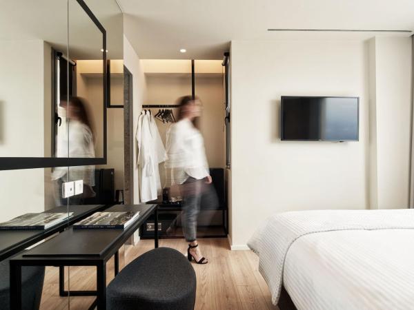 Urban Frame Plaka : photo 4 de la chambre chambre double premium - vue sur acropole