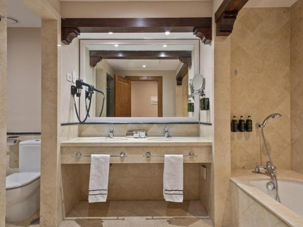 Melia Villaitana : photo 1 de la chambre suite junior (2 adultes + 2 enfants)