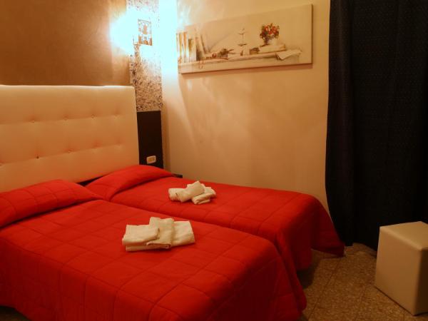 Hotel Busignani : photo 1 de la chambre chambre double