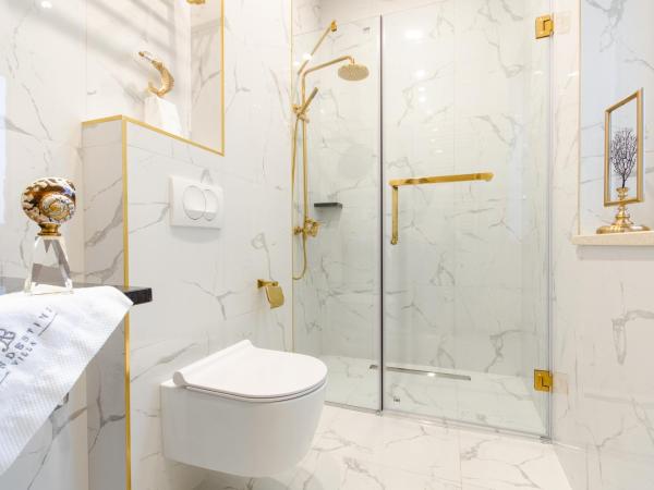 Villa Brandestini : photo 2 de la chambre chambre lit king-size supérieure