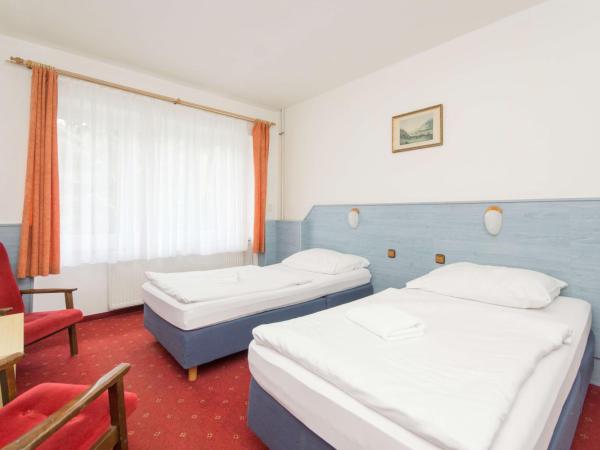 Sport Hotel Gejzirpark : photo 7 de la chambre chambre double ou lits jumeaux