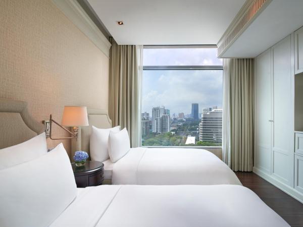 Oriental Residence Bangkok : photo 2 de la chambre suite supérieure avec 2 chambres