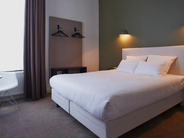 Hotel Les Charmes : photo 2 de la chambre chambre double standard avec douche