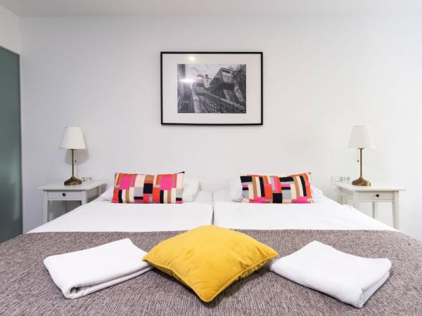 Tia Apartments and Rooms : photo 9 de la chambre chambre double ou lits jumeaux supérieure