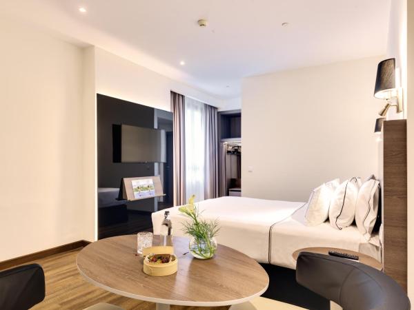 Melia Madrid Serrano : photo 4 de la chambre chambre double ou lits jumeaux premium
