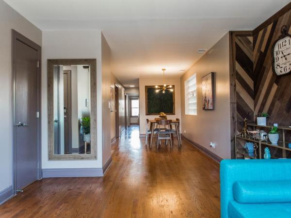 Villa Dubois Guest House : photo 7 de la chambre chambre lit queen-size avec salle de bains commune