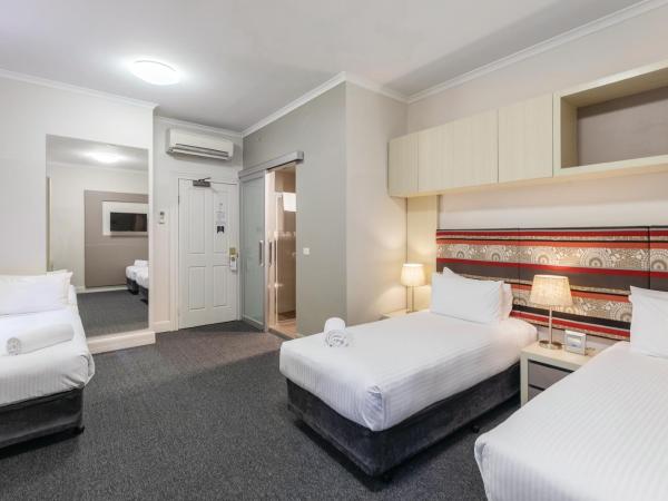 Best Western Melbourne City : photo 1 de la chambre chambre trio standard