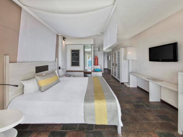 Solana Beach Mauritius - Adults Only : photo 2 de la chambre chambre deluxe - réservée aux adultes - vue sur mer