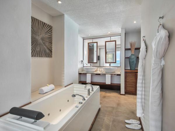 Solana Beach Mauritius - Adults Only : photo 7 de la chambre suite junior - réservée aux adultes - vue sur mer