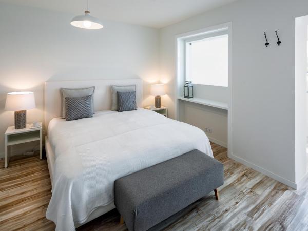 JR Studios & Suites I Rius I : photo 5 de la chambre suite familiale