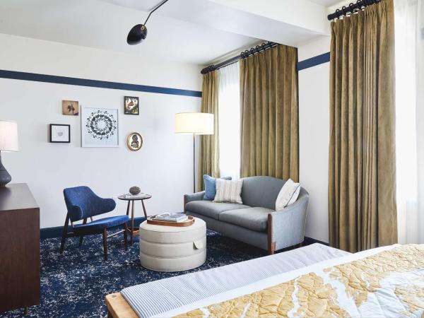 Hotel Revival Baltimore : photo 3 de la chambre suite junior lit king-size
