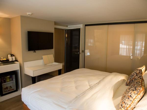Sparkle Hotel : photo 4 de la chambre suite familiale