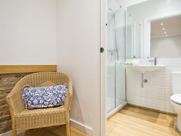 BcnStop Parc Güell : photo 8 de la chambre appartement (4 adultes)