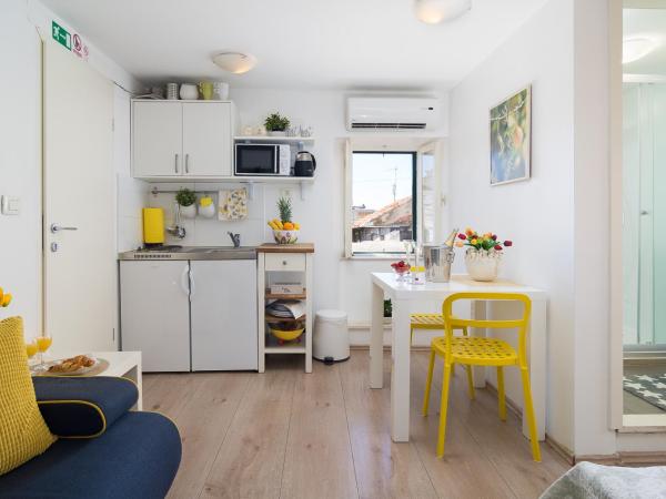 Guest House Babina - Apartments King & Queen : photo 2 de la chambre studio supérieur