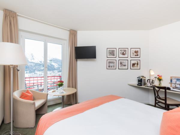 Hotel Schweizerhof St. Moritz : photo 1 de la chambre chambre simple panoramique