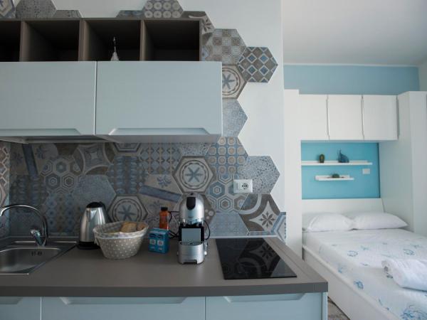 Nereidi Suites : photo 6 de la chambre chambre double deluxe avec balcon - vue sur mer