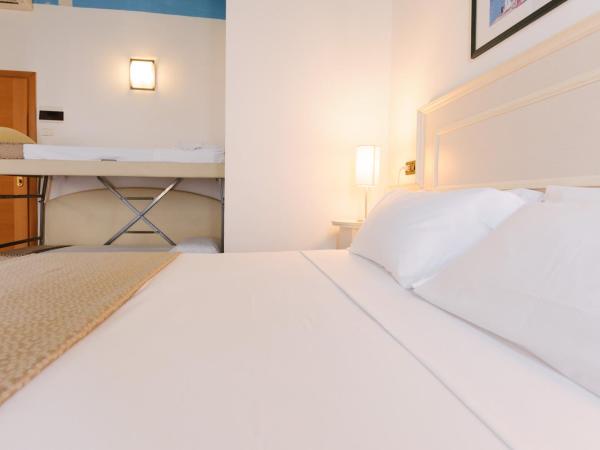 Hotel Fra I Pini : photo 3 de la chambre chambre quadruple confort