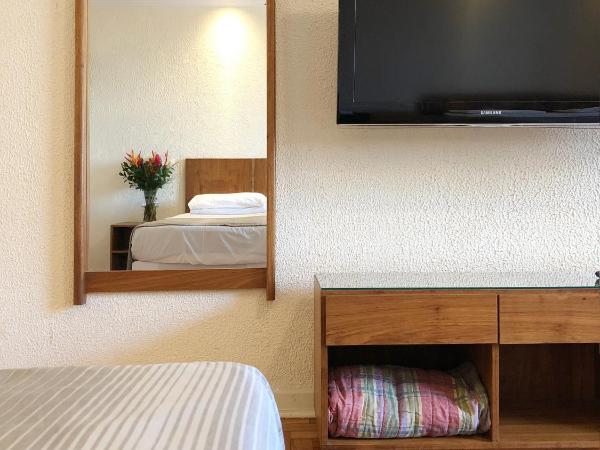 Hotel Rojas All Suite : photo 6 de la chambre suite premium avec 1 lit king-size et 1 lit simple