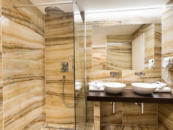 Hotel Atlantis : photo 2 de la chambre suite