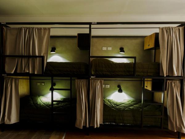 Che Juan Hostel BA : photo 3 de la chambre lit dans dortoir mixte de 12 lits