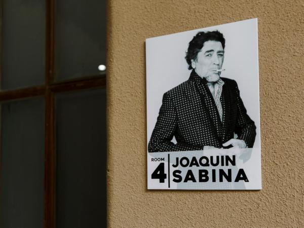 Che Juan Hostel BA : photo 2 de la chambre lit dans dortoir mixte de 6 lits