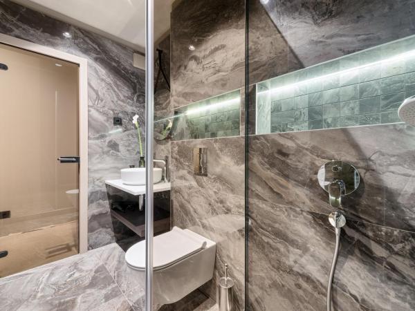 Royal Suites-Sky : photo 10 de la chambre chambre double - vue sur mer