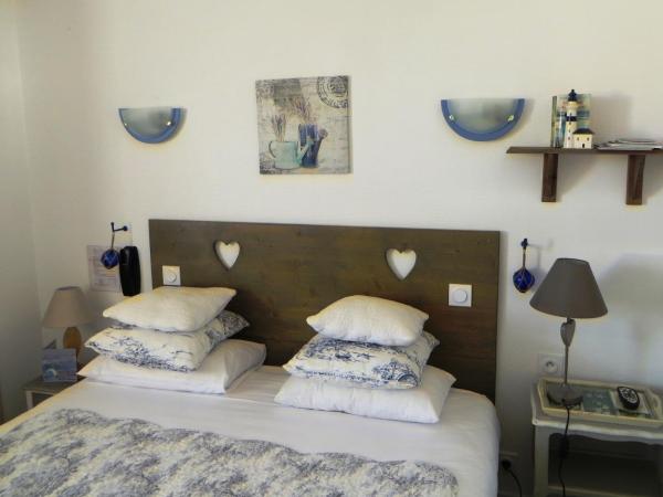Hôtel Les Embruns Sables d'Olonne : photo 2 de la chambre chambre double standard