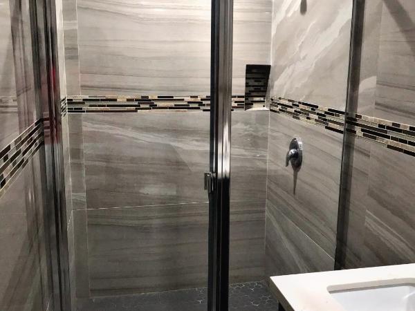 Central Inn Motel : photo 7 de la chambre chambre supérieure lit queen-size