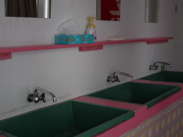 Kichinan : photo 6 de la chambre chambre quadruple avec salle de bains commune