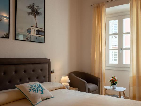 Corso Umberto Rooms : photo 4 de la chambre chambre deluxe