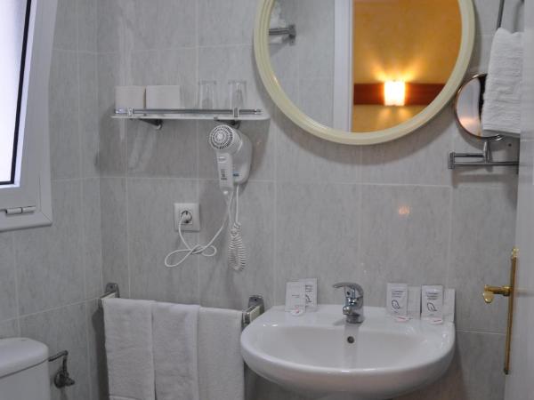 Hostal - Pensión El Amigo : photo 5 de la chambre chambre triple standard