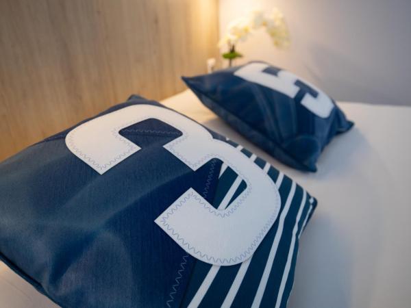 The Originals Boutique, Hôtel des Marins, Saint-Malo : photo 4 de la chambre chambre premium