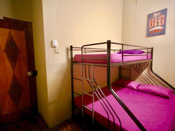 Backpacker Cozy Corner Guesthouse : photo 5 de la chambre chambre triple basique