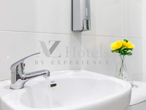 AYZ Sierra de Meira - Auto check-in property : photo 7 de la chambre chambre double avec salle de bains commune