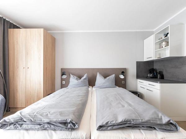 centerroom München City : photo 7 de la chambre chambre double supérieure avec toit-terrasse et cuisine