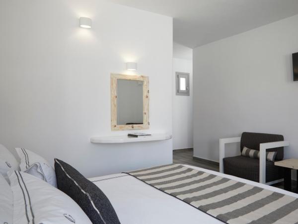 Kalisti Hotel & Suites : photo 7 de la chambre suite Élégante avec balcon privé