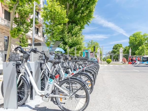 AYZ Juan de Mena - Auto check-in property : photo 1 de la chambre chambre de luxe avec salle de bains privative