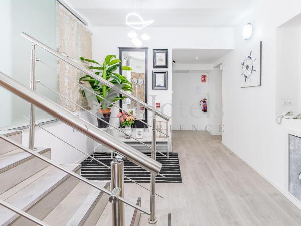 AYZ Juan de Mena - Auto check-in property : photo 7 de la chambre chambre de luxe avec salle de bains privative