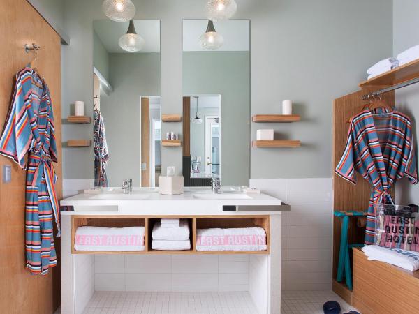 East Austin Hotel : photo 3 de la chambre chambre lit king-size - vue sur piscine