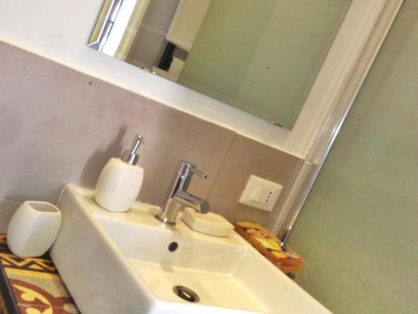 Palermo Rooms : photo 8 de la chambre chambre triple supérieure