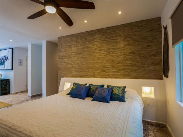 Lotus Beach Hotel - Adults Only : photo 5 de la chambre suite avec bain à remous - vue partielle sur océan