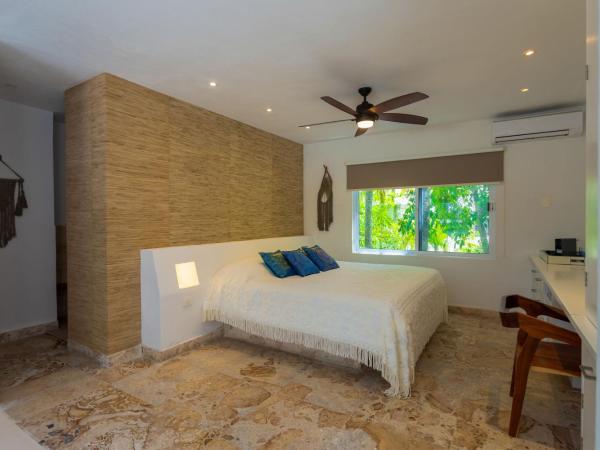 Lotus Beach Hotel - Adults Only : photo 4 de la chambre suite avec bain à remous - vue partielle sur océan